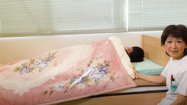 キーポイントは寝返りの打ちやすさ～掛け布団と毛布の使い方～ | オーダーメイド枕の山田朱織枕研究所